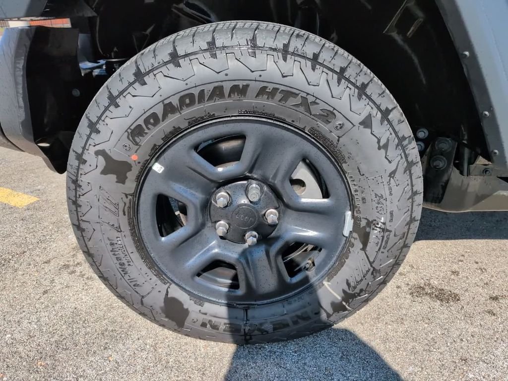 New 2026 Black Clear-Coat Exterior Paint Jeep Sport image 14