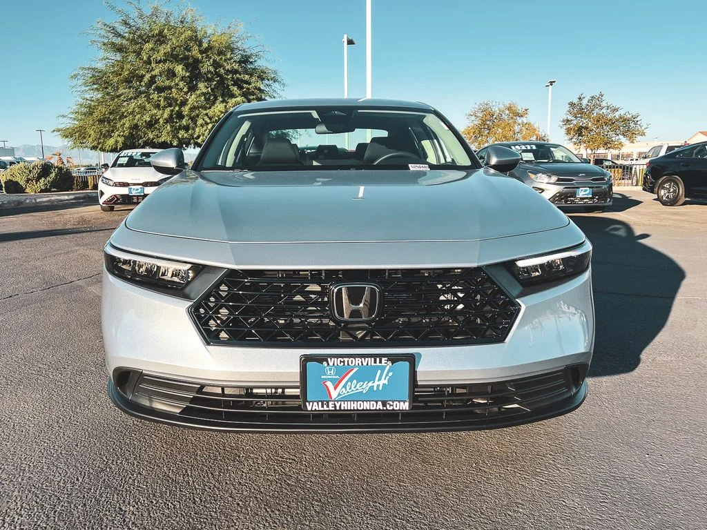 New 2026 Solar Silver Metallic Honda LX image 11