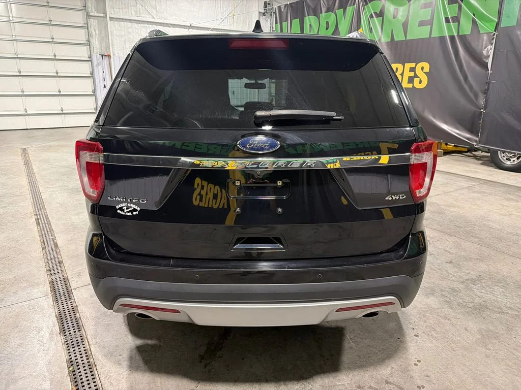 Used 2017 Shadow Black Ford Limited image 7