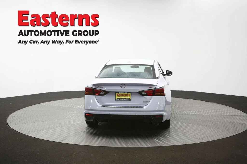 Used 2023 Gray Nissan 2.0 SR image 38