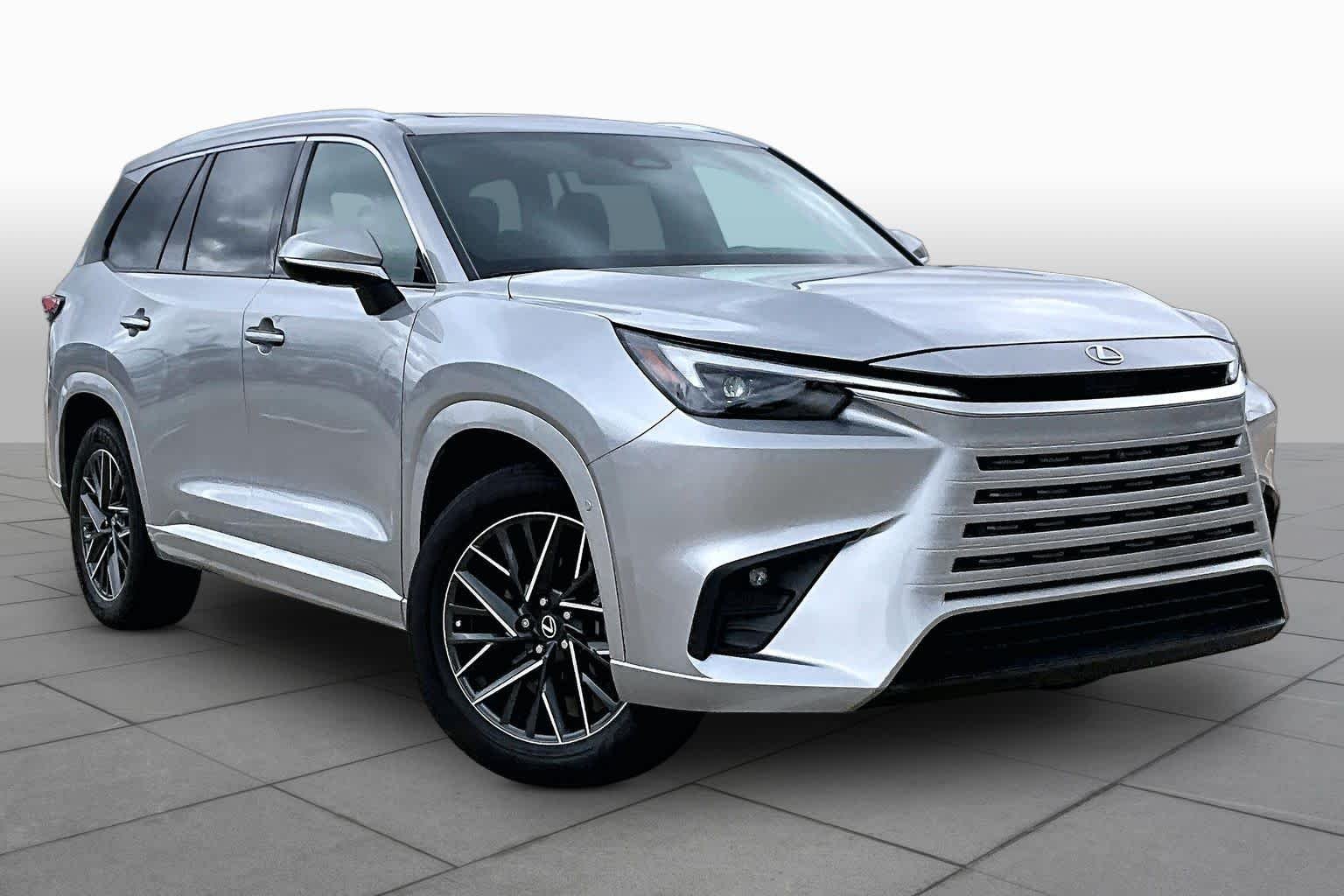 Certified Used 2026 CELESTIAL SILVER Lexus Premium image 3