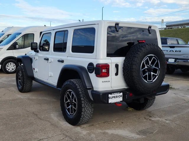 Used 2024 White Jeep Rubicon image 5