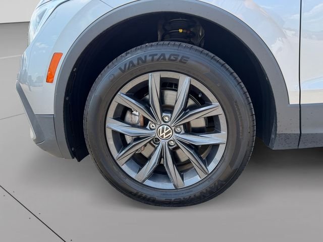 2022 Volkswagen Tiguan SE - Photo 9