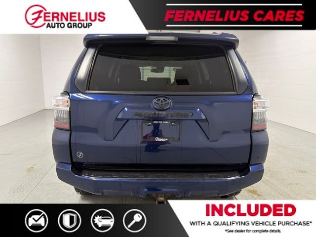 Used 2021 Blue Toyota SR5 image 7