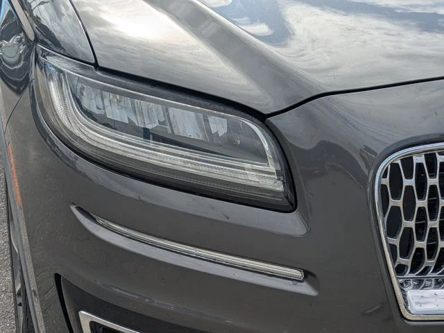 Used 2019 Gray Lincoln Reserve image 9