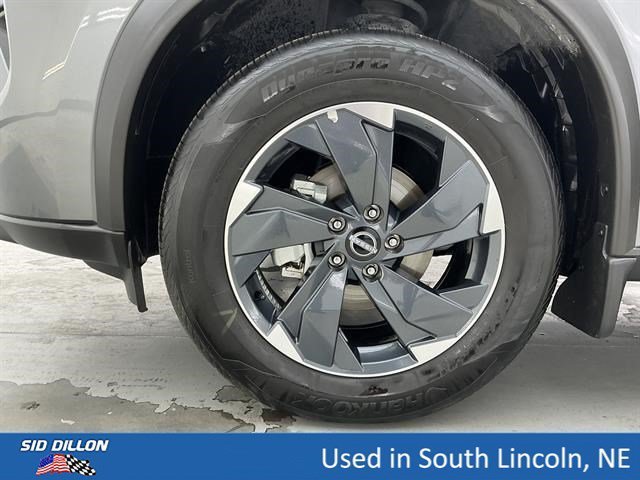 Used 2025 Gun Metallic Nissan SV image 18