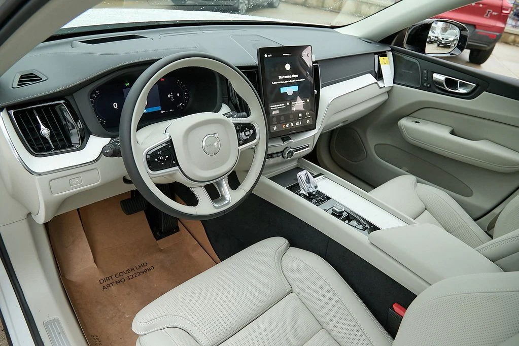 New 2026 Crystal White Volvo Ultra image 11