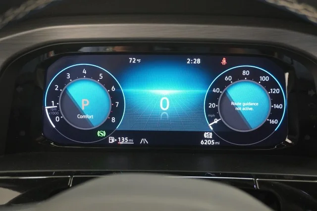 2025 Volkswagen Atlas Cross Sport SE w/Tech - Photo 32