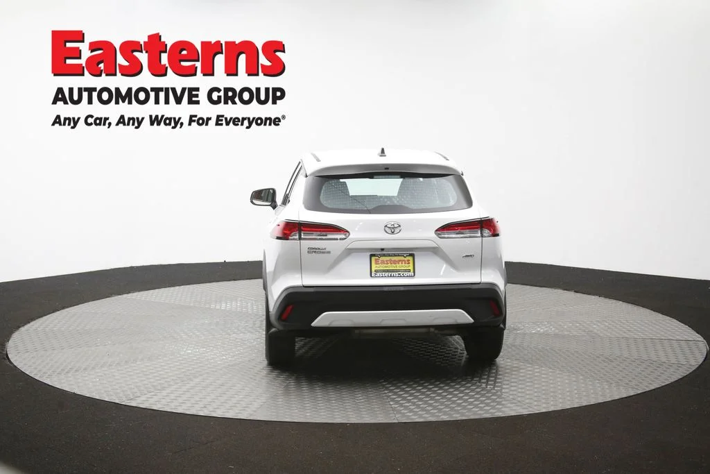 Used 2023 Beige Toyota L image 39
