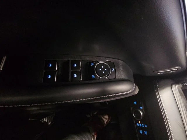 Used 2025 Gray Ford Select image 27