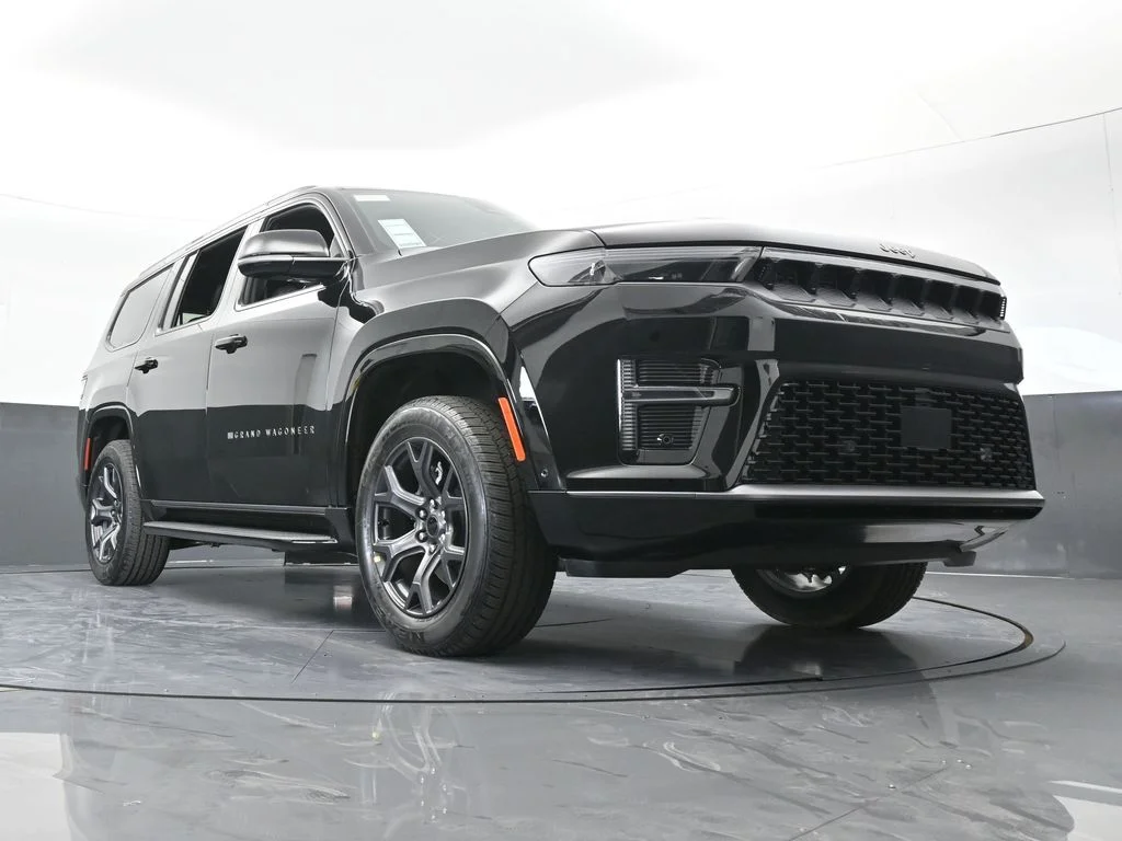 New 2026 High Gloss Black Exterior Paint Jeep Limited Altitude image 62