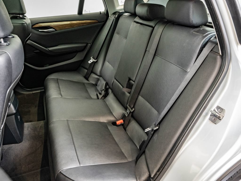 Used 2015 Glacier Silver Metallic BMW xDrive28i image 43