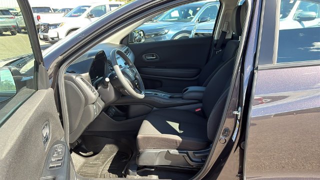 Used 2018 Modern Steel Metallic Honda LX image 11