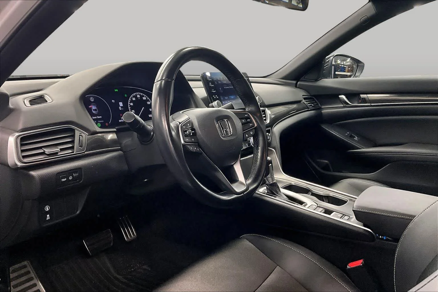 Used 2022 Platinum White Pearl Honda Sport image 18