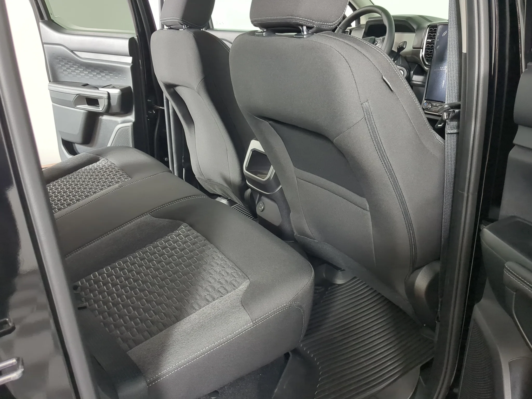 New 2026 Shadow Black Ford XLT image 21