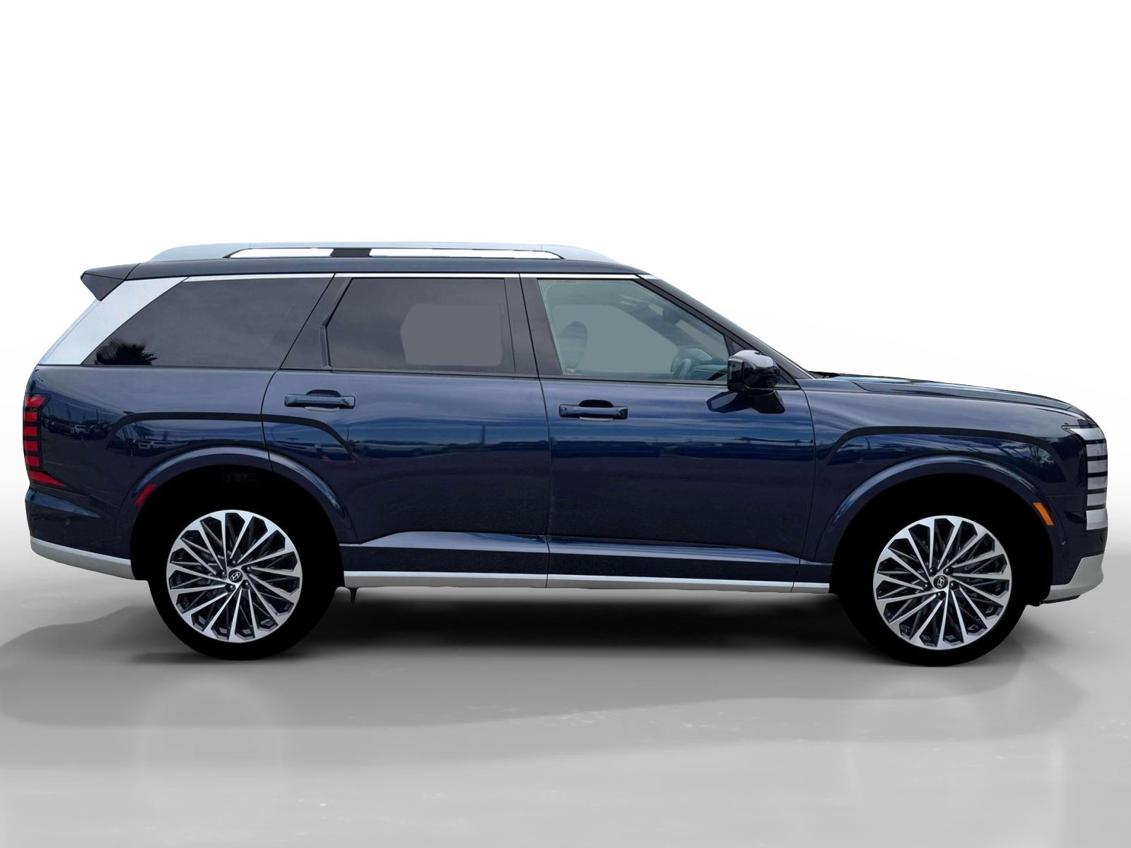 New 2026 Classy Blue Pearl Hyundai Calligraphy image 9