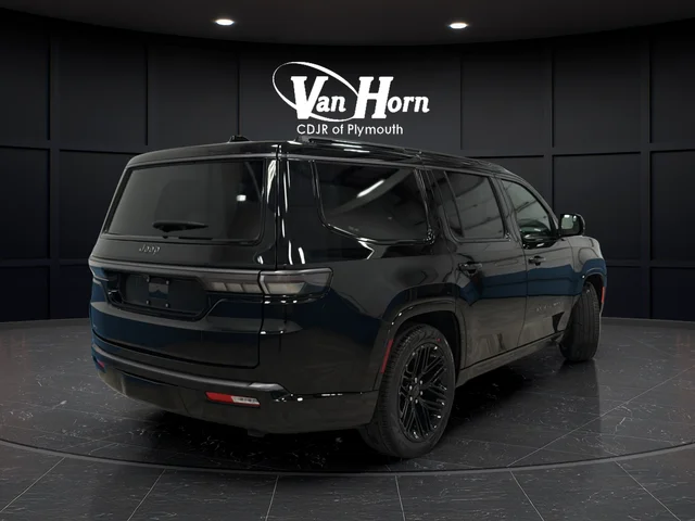 New 2026 High Gloss Black Exterior Paint Jeep Limited Reserve image 7