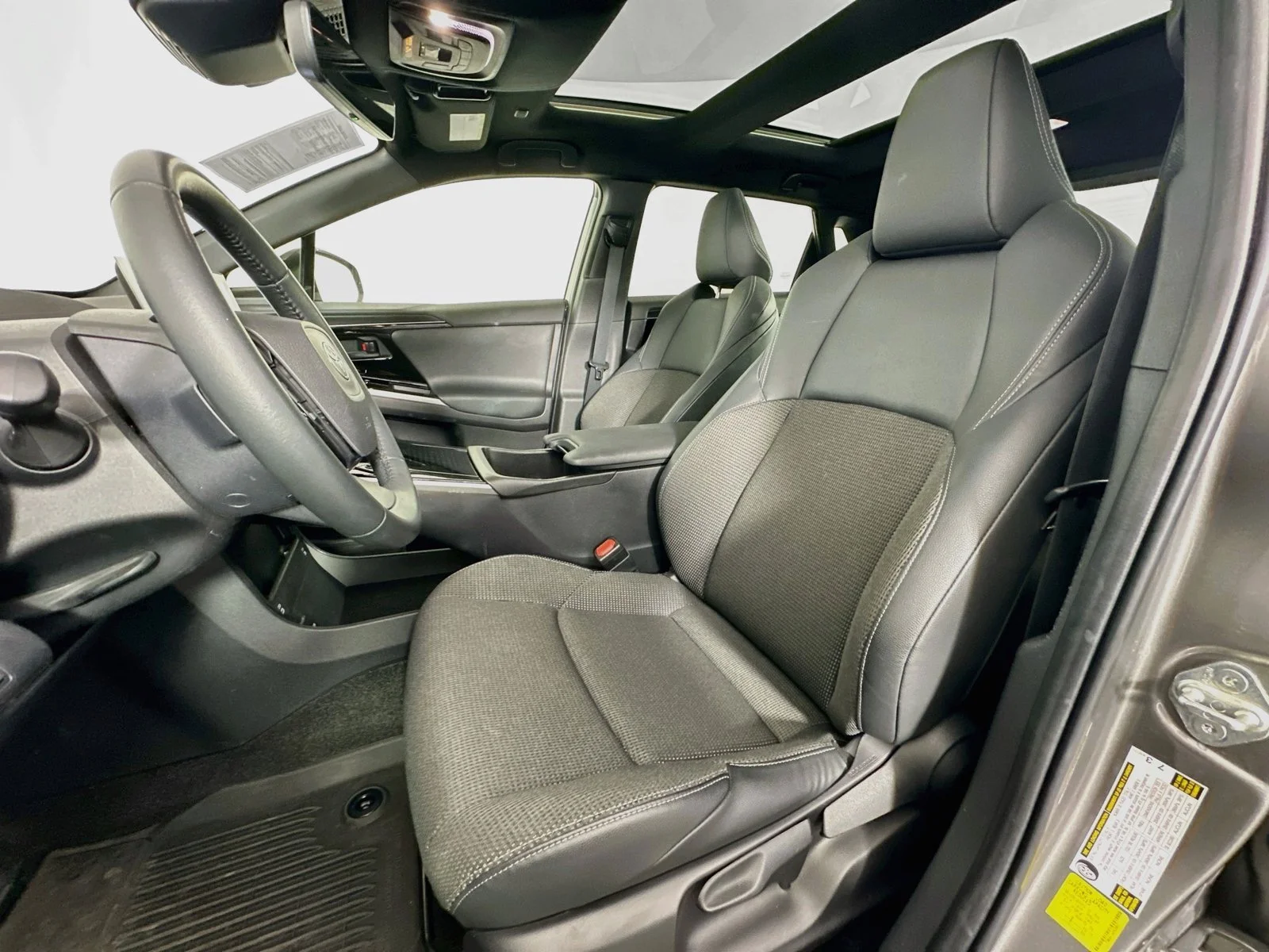 Certified Used 2023  Toyota XLE image 20