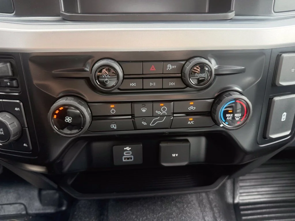New 2026 Oxford White Ford F-250® XL image 22