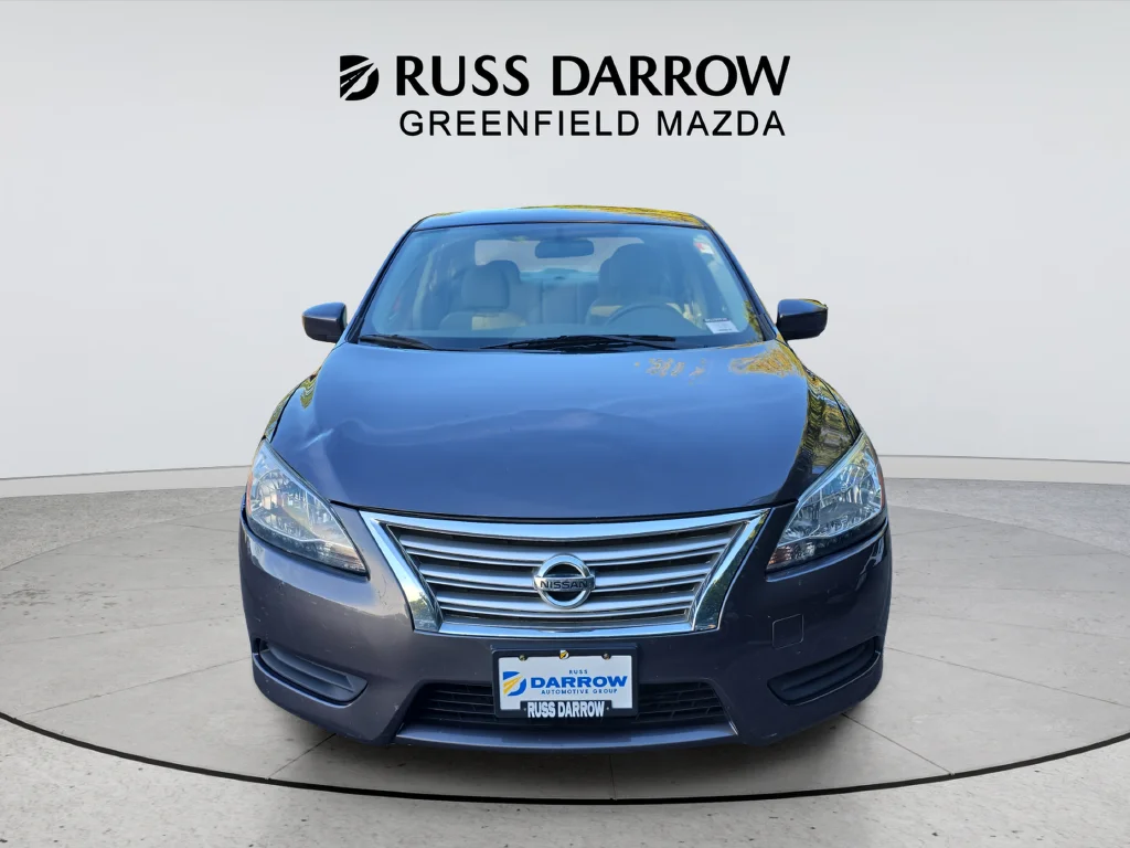 Used 2014 Gray Nissan SV image 8