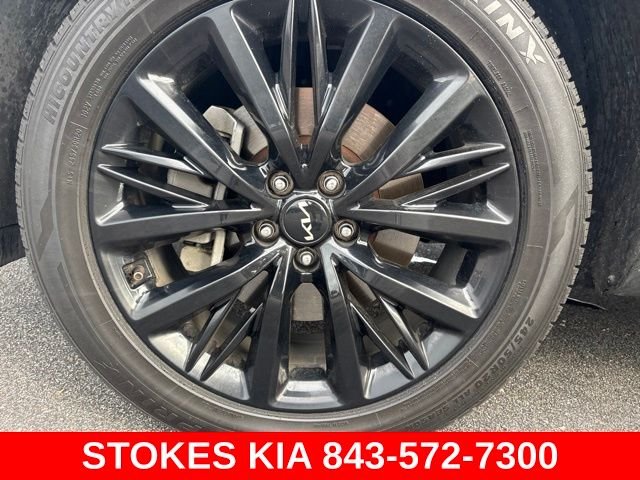 Used 2022 Black Kia SX image 10