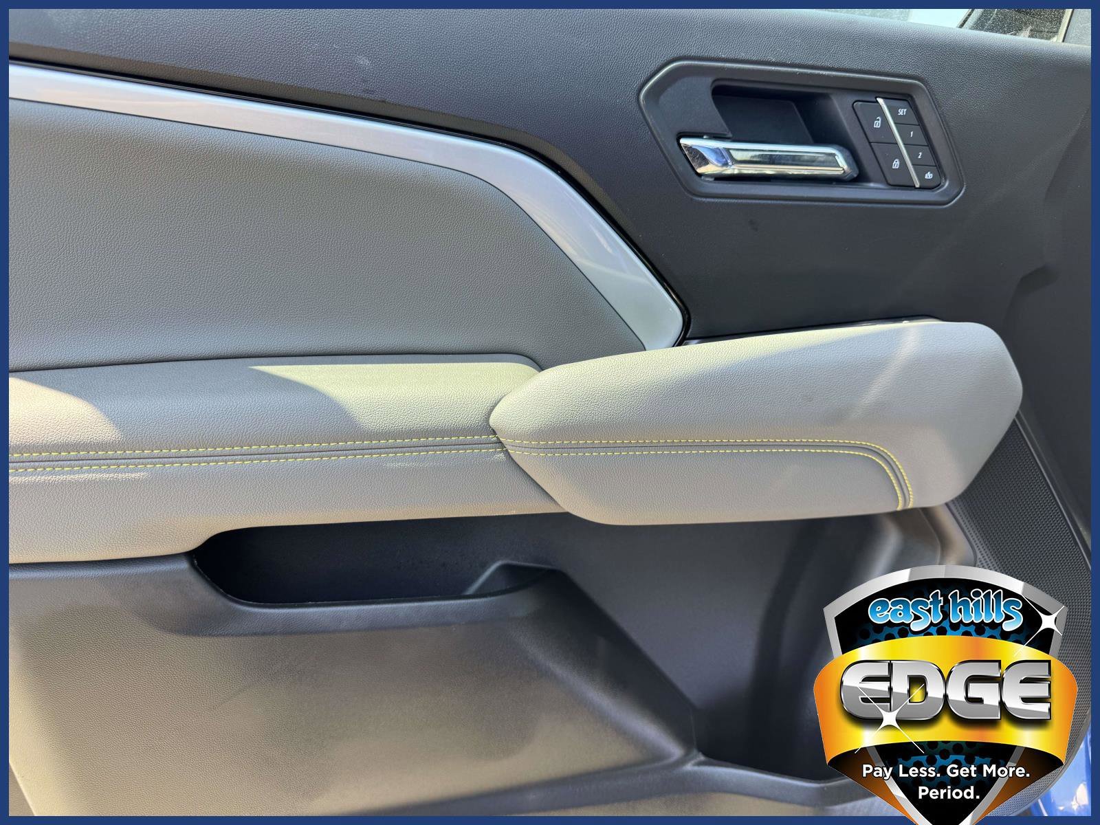 2025 Chevrolet Colorado ZR2 - Photo 13