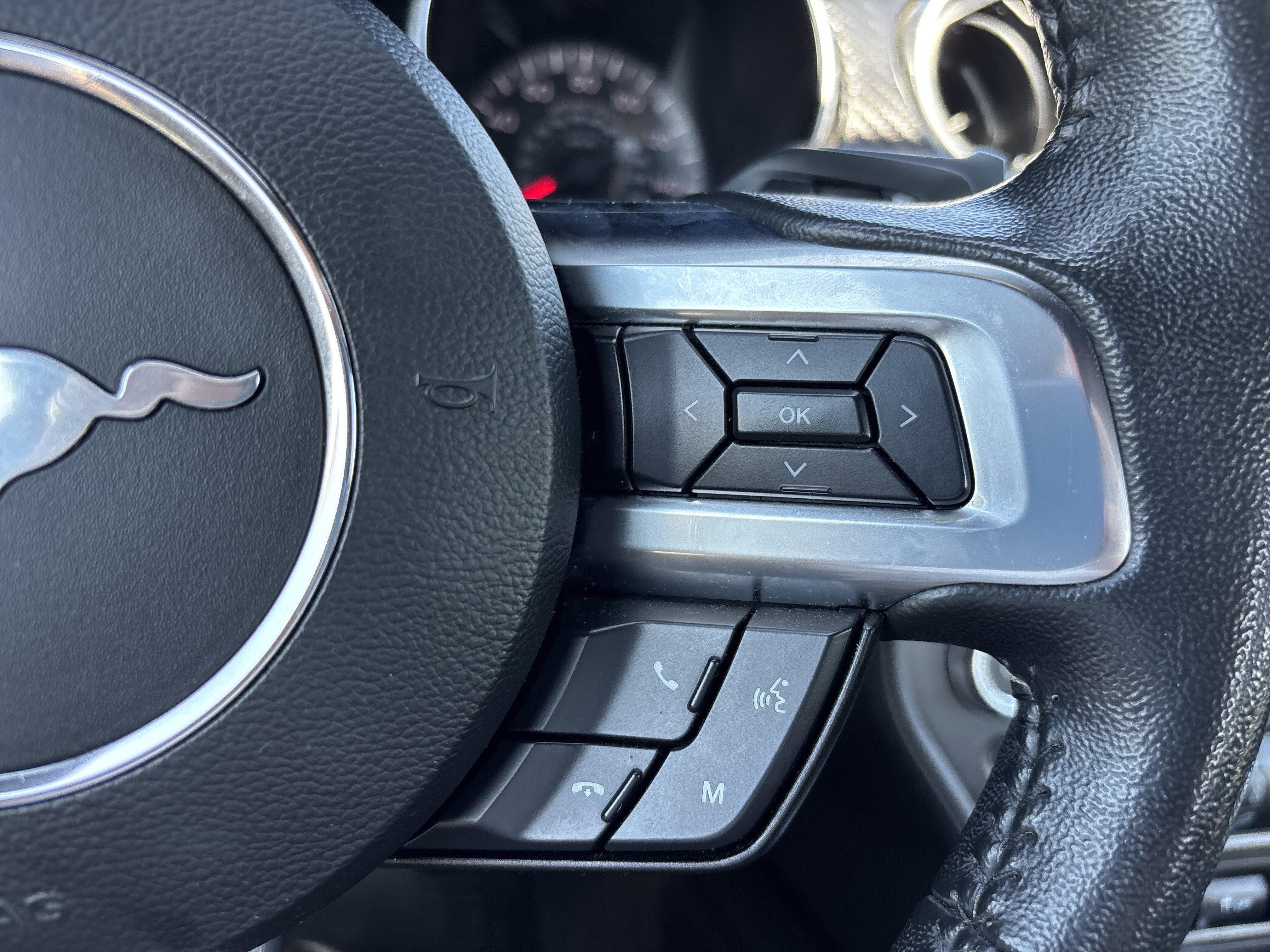 Used 2021 Oxford White Ford EcoBoost image 24