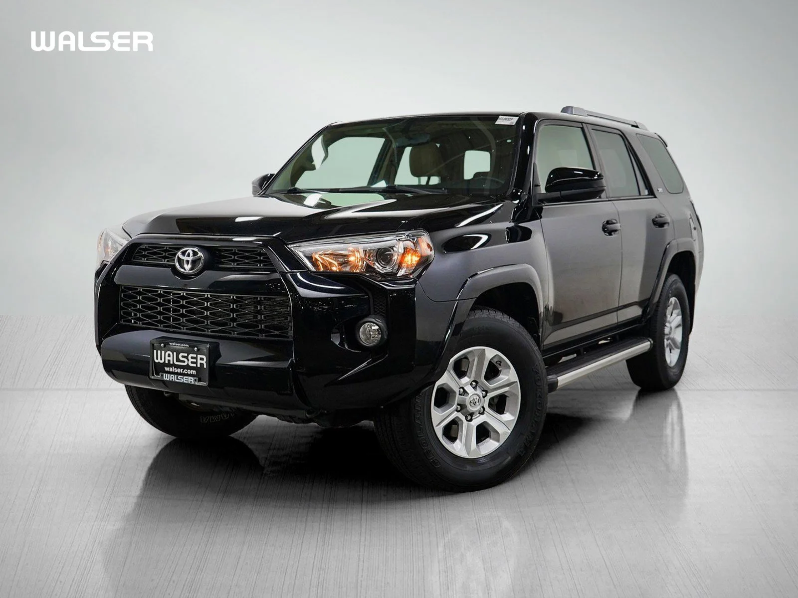 2016 Toyota 4Runner Limited 4x4 V6's photo