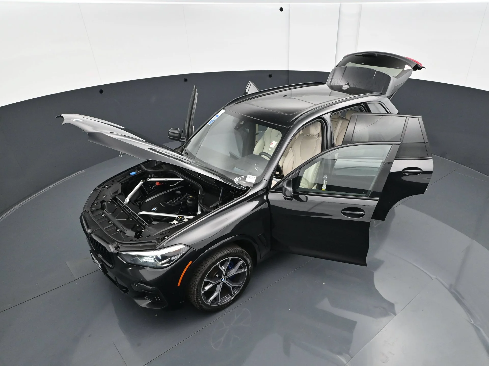 Used 2022 Black Sapphire Metallic BMW xDrive40i image 42