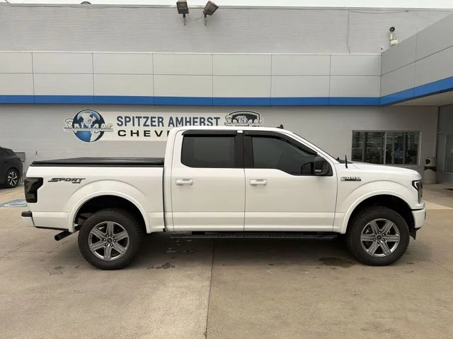 Used 2019 White Ford XLT image 11
