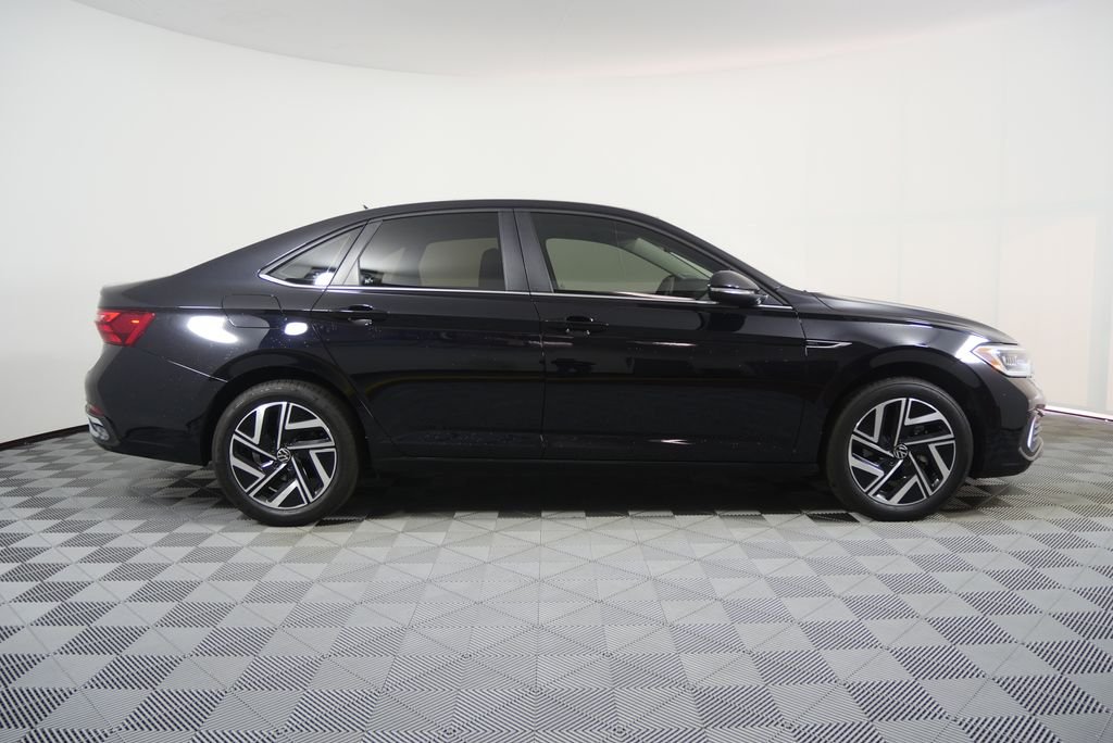 3VWGM7BU7RM097801
