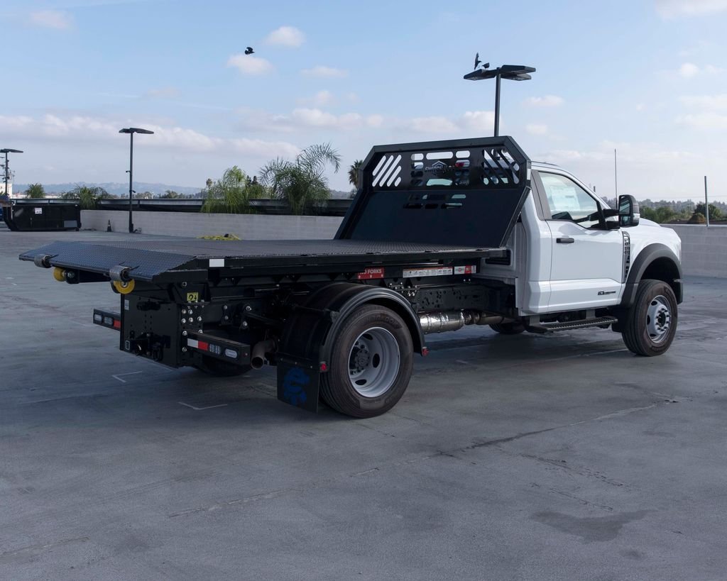 2025 Ford F-550 Super Duty Chassis Cab XL - Photo 21