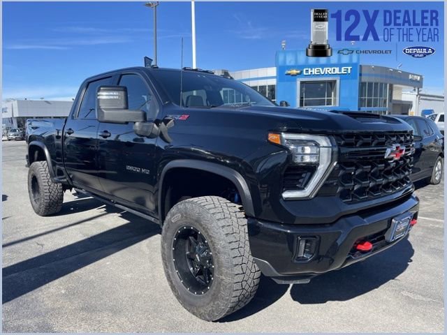 2024 Chevrolet Silverado HD ZR2 4WD Crew Cab Standard Box's photo