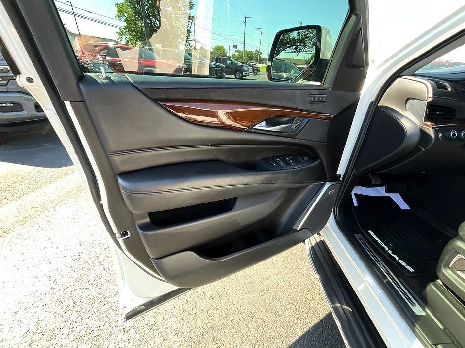 Used 2020 White Cadillac Luxury image 12