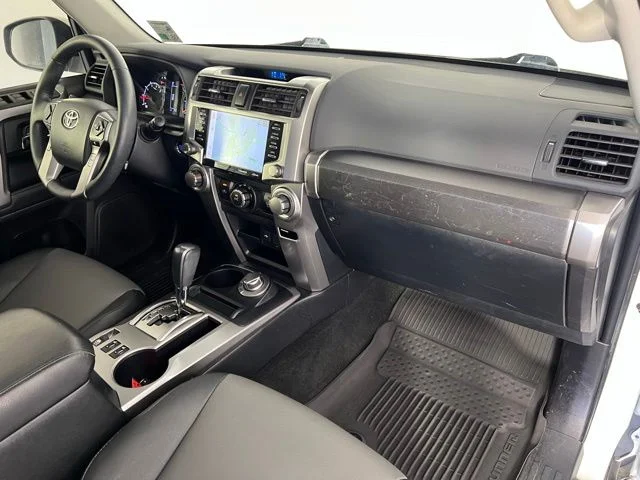 Used 2021 White Toyota SR5 Premium image 44