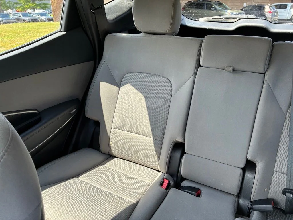 Used 2017 Silver Hyundai 2.4 Base image 14