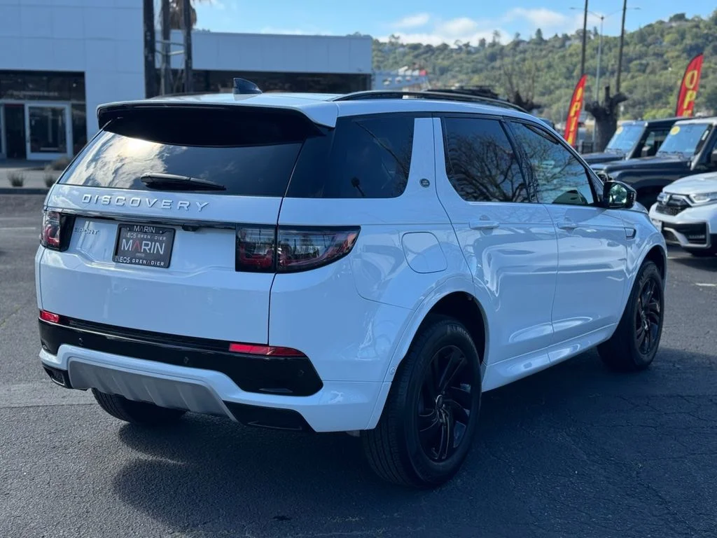 Used 2024 White Land Rover S image 10