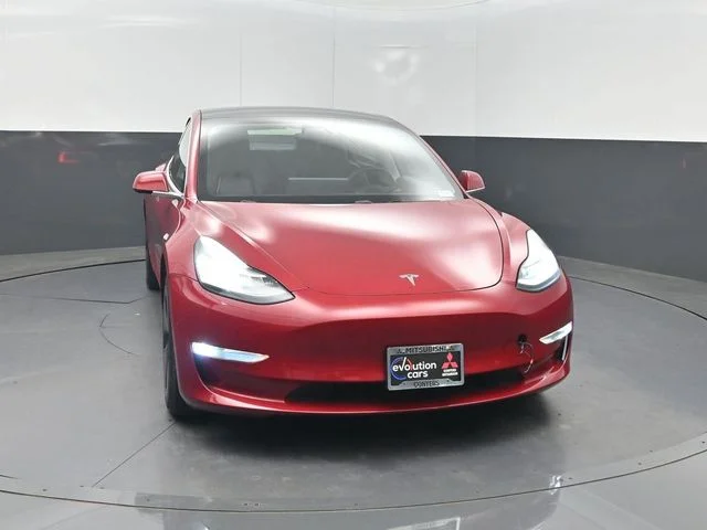 Used 2019 Red Tesla Long Range image 27