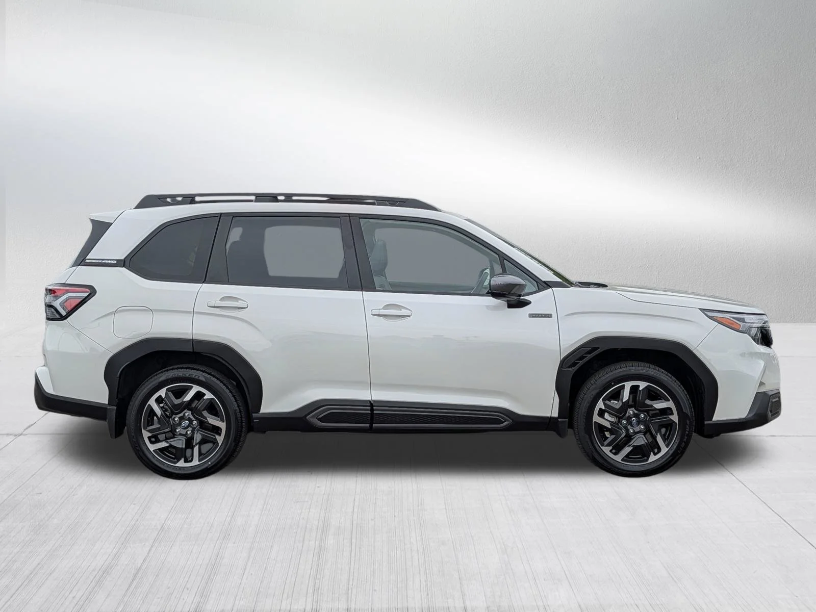 Used 2025 Crystal White Pearl Subaru Limited Hybrid image 8