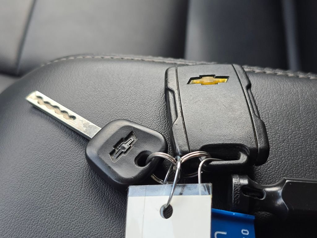 Used 2016 White Chevrolet LT image 36