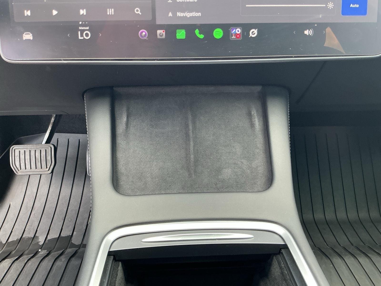 Used 2022  Tesla Long Range image 11