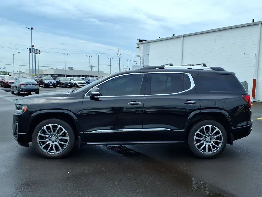 Used 2023 Black GMC Denali image 7