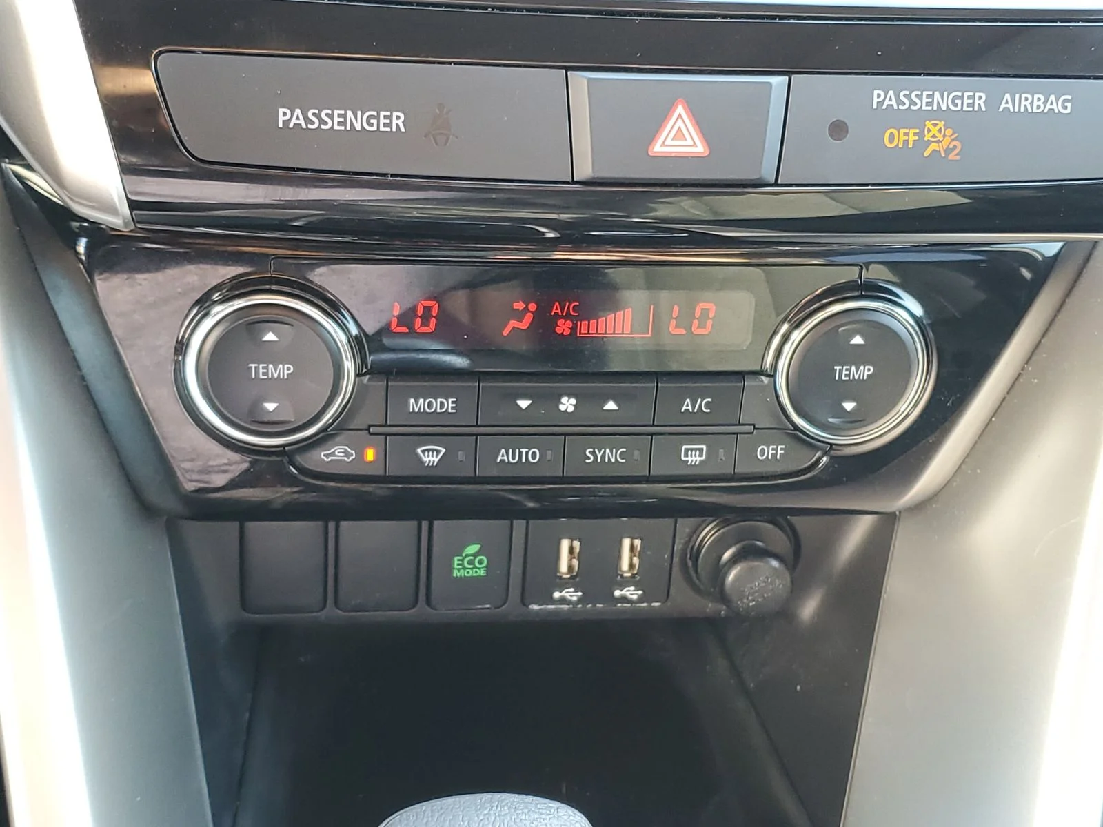 2024 Mitsubishi Eclipse Cross SE - Photo 19