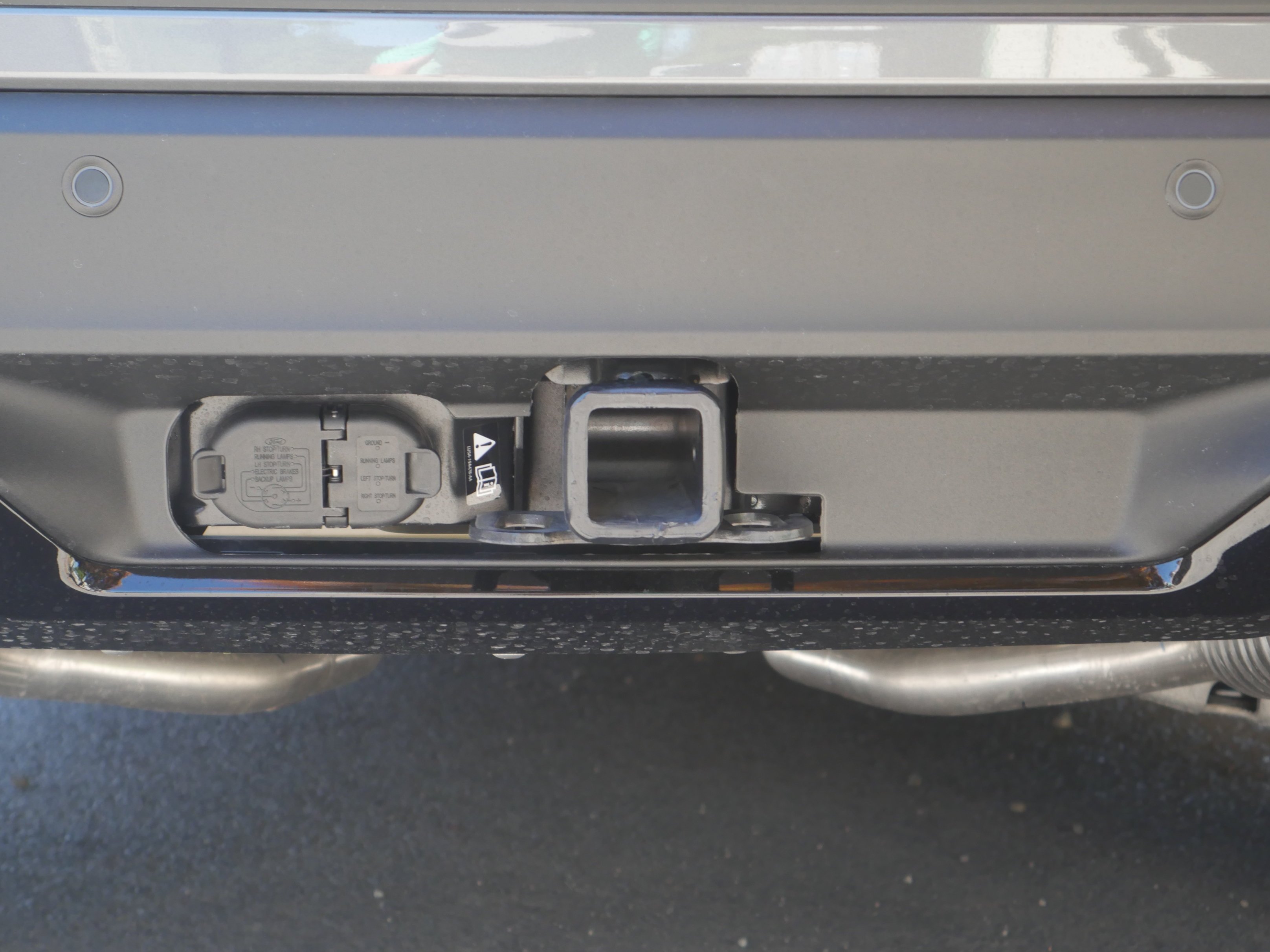 New 2026 Carbonized Gray Metallic Ford ST-Line image 24