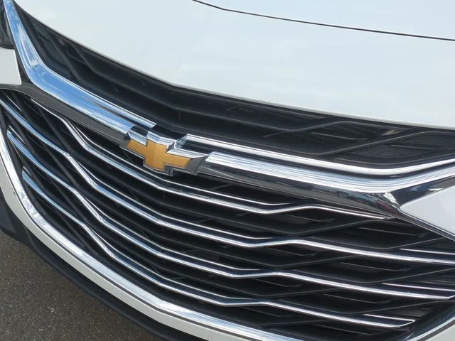 Used 2024 White Chevrolet LT image 36