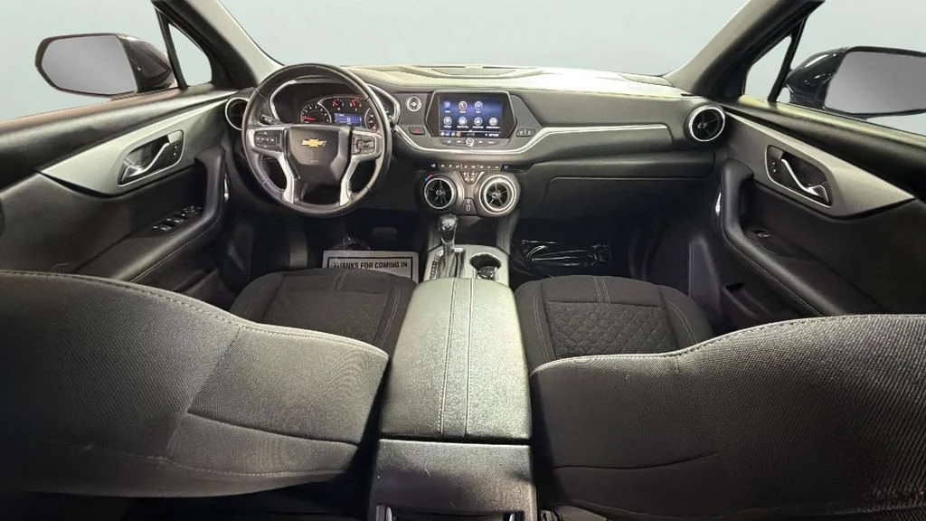 Used 2019 BLACK Chevrolet FWD 4dr w/1LT image 31