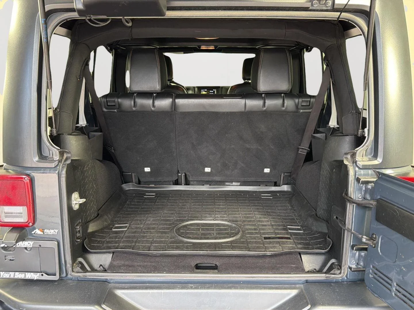 Used 2017 Rhino Clearcoat Jeep Rubicon Hard Rock image 8