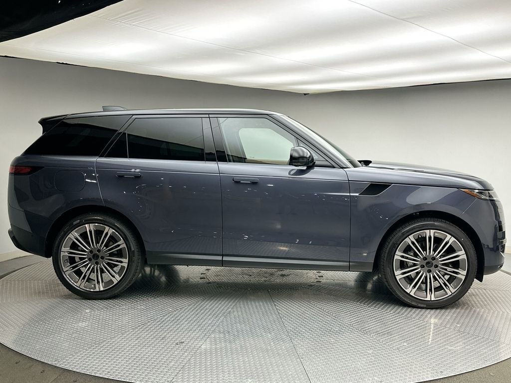 New 2026 Varesine Blue Land Rover SE image 12