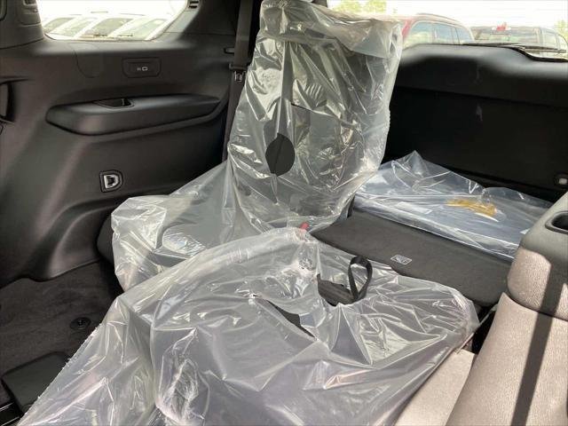 New 2026 Baltic Gray Metallic Clear-Coat Exterior Paint Jeep Laredo X image 8
