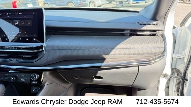 New 2026 Bright White Clearcoat Jeep Limited image 28